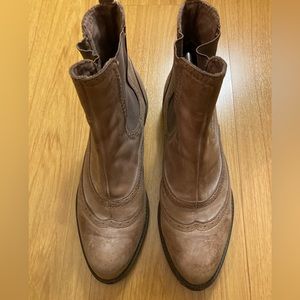 Crown Vintage Leather Boots